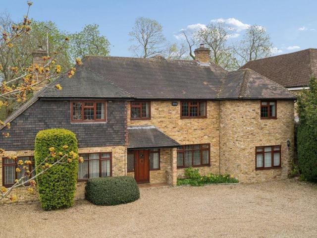 House for sale in Gerrards Cross, Denham