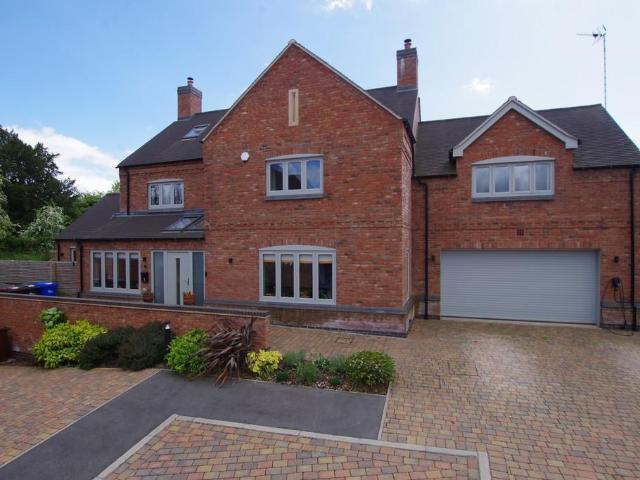 House for sale in Beamhurst, Staffordshire