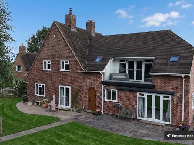 House for sale in Colwich, Baswich