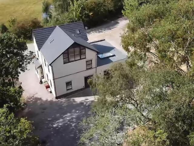 House for sale in Ringley, Lee Bank