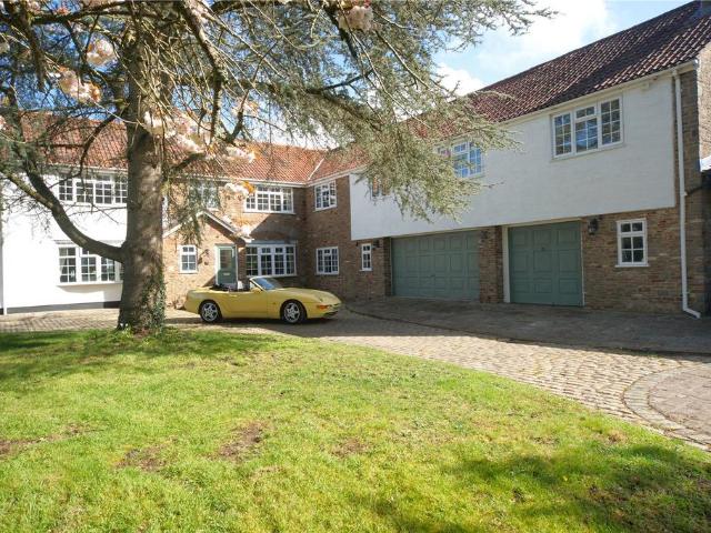 House for sale in Iron Acton, Engine Common