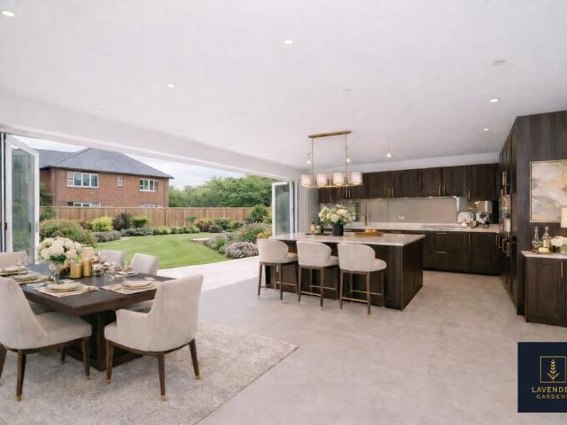 House for sale in Roe Green, Salford