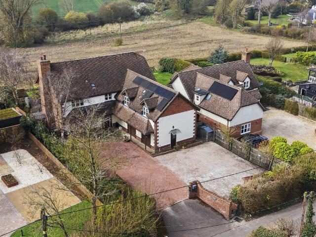 House for sale in Duton Hill, Essex