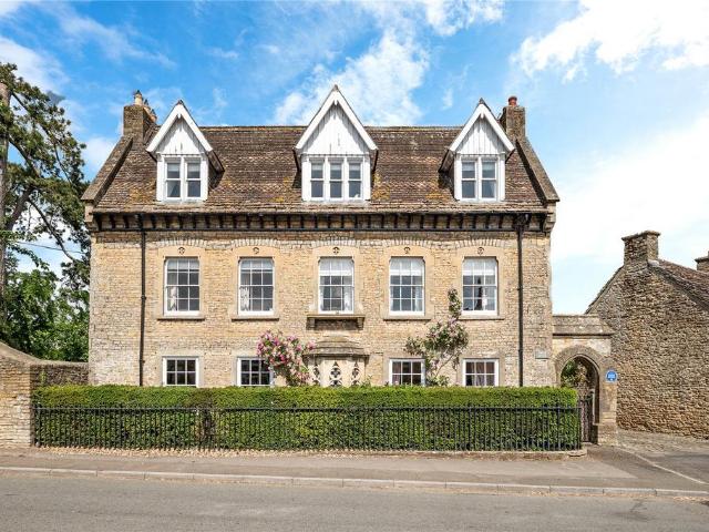 House for sale in Milborne Port, Sherborne