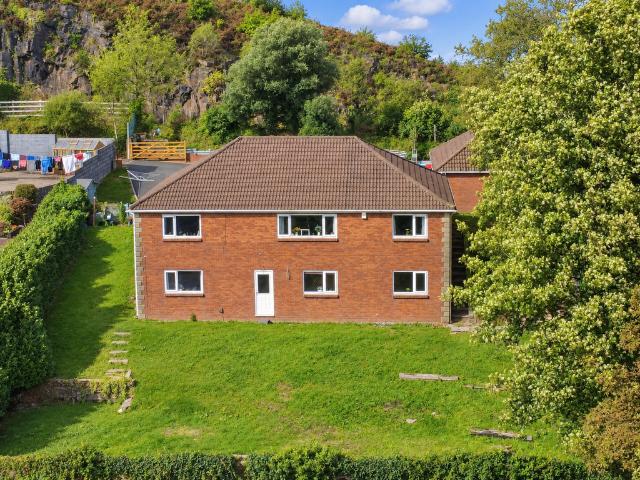 House for sale in Dyffryn Clydach, Neath Abbey