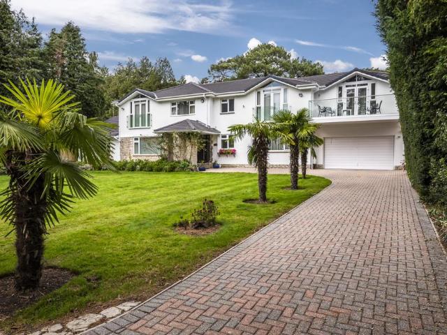 House for sale in Canford Cliffs, Isle Of Man