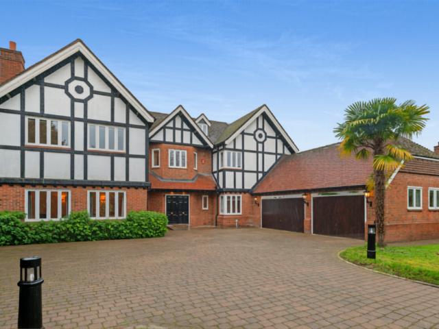 House for sale in Gerrards Cross, Denham