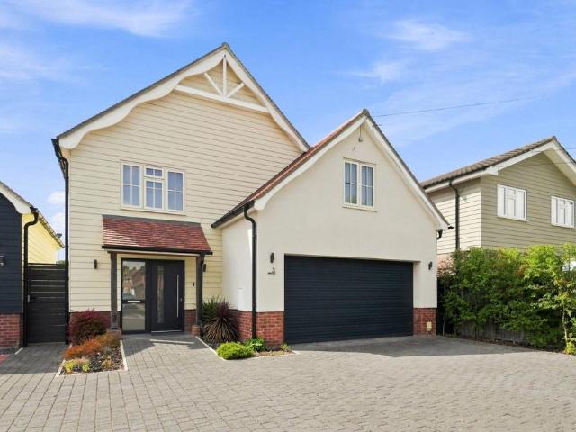 House for sale in Duton Hill, Essex