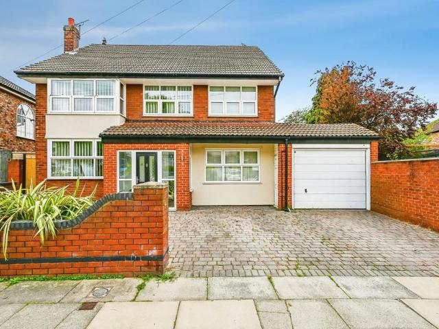House for sale in Calderstones