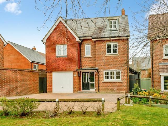 House for sale in Glynde, West Sussex