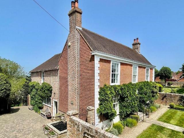 House for sale in Cross In Hand, East Sussex