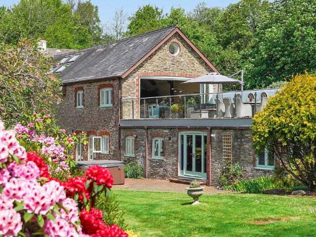 House for sale in Strode, Devon