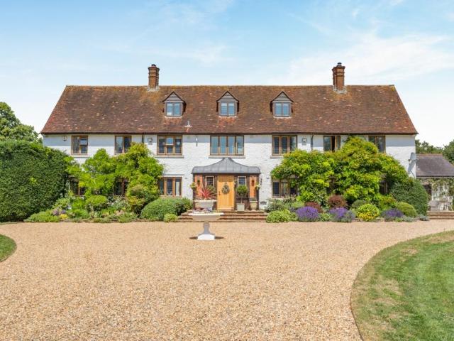 House for sale in Five Acres, Hertfordshire
