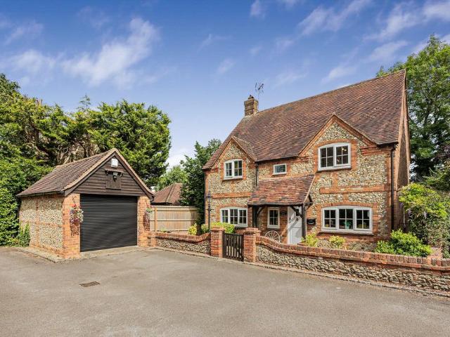 House for sale in Penn Bottom, Buckinghamshire
