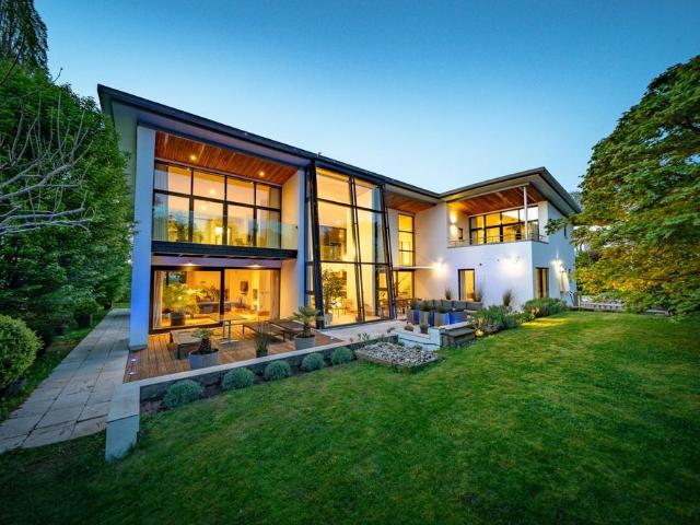 House for sale in Abbots Leigh, North Somerset