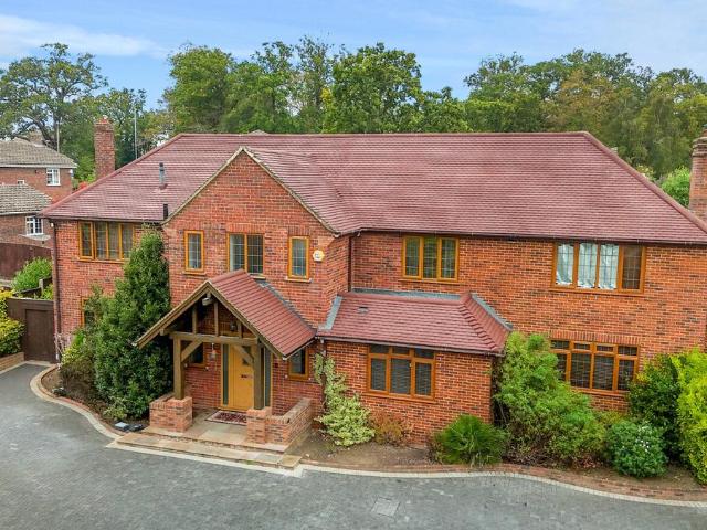House for sale in Temple Park, Binfield