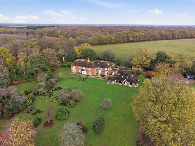 House for sale in Ingatestone and Fryerning, Navestock Side