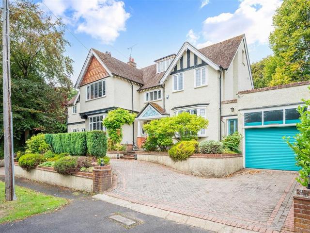 House for sale in Red Hill, Surrey