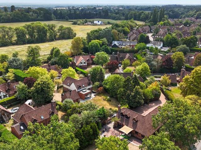 House for sale in Burghfield, West Berkshire