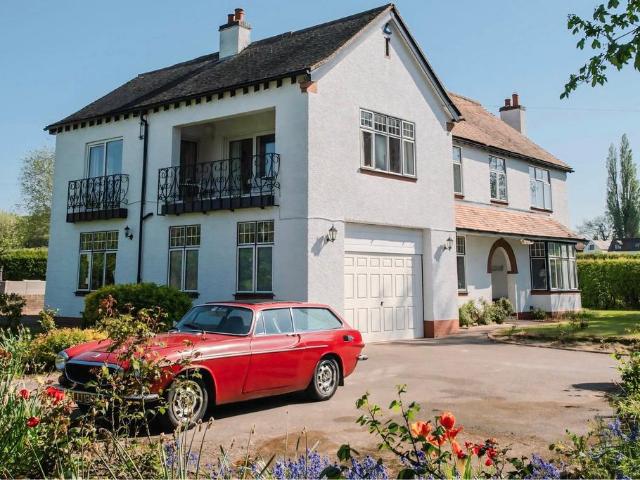 House for sale in Lower Moor, Crookhill