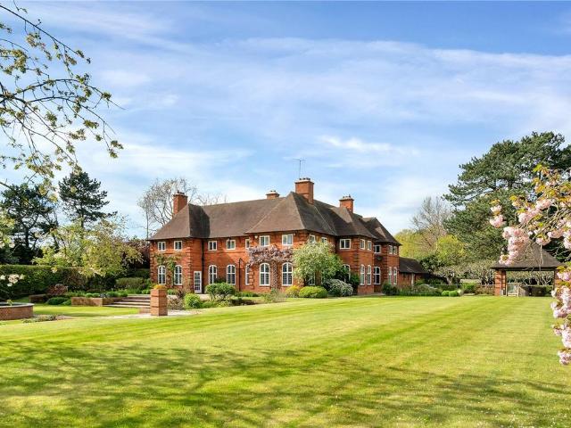 House for sale in Egginton, East Midlands