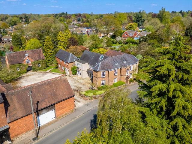 House for sale in Green Close, Warwickshire