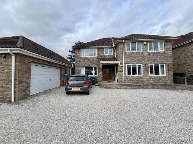 House for sale in Sherburn In Elmet, North Yorkshire