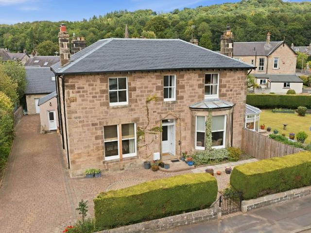 House for sale in Bridge Of Allan, Scotland