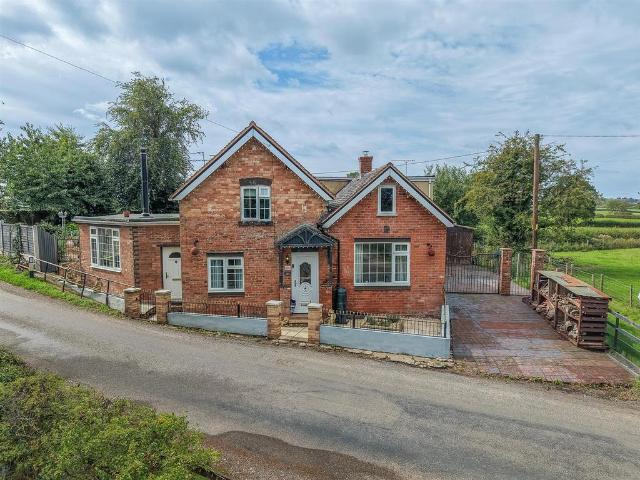 House for sale in Baswich, Staffordshire