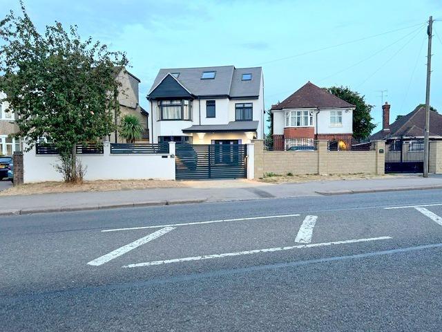 House for sale in Warden Hill, Luton
