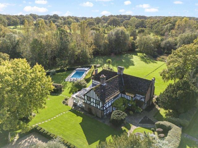 House for sale in Horsham, West Sussex
