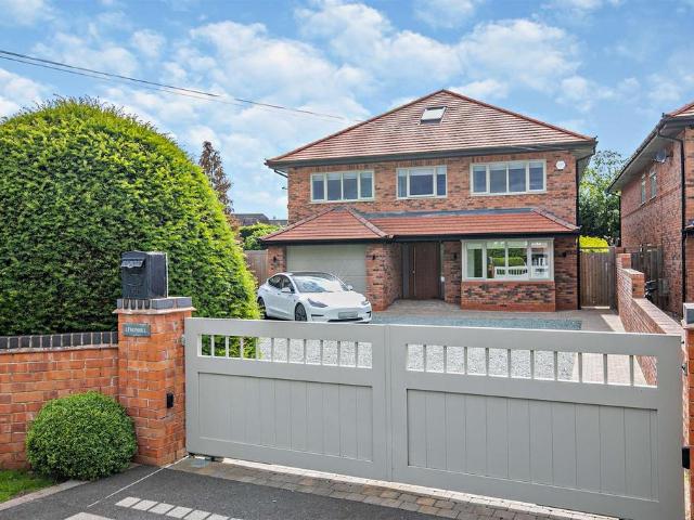 House for sale in Alderminster, Warwickshire