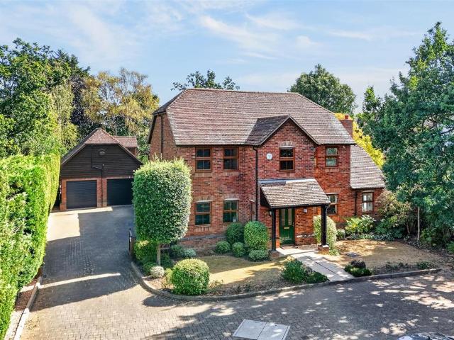 House for sale in Ampthill, Central Bedfordshire