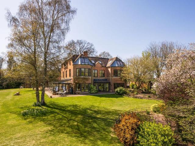House for sale in Longparish, Barton Stacey