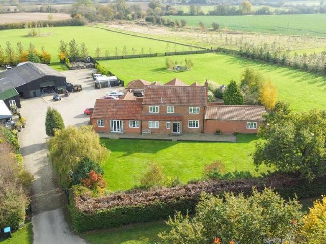 House for sale in Lower Dunsforth, North Yorkshire