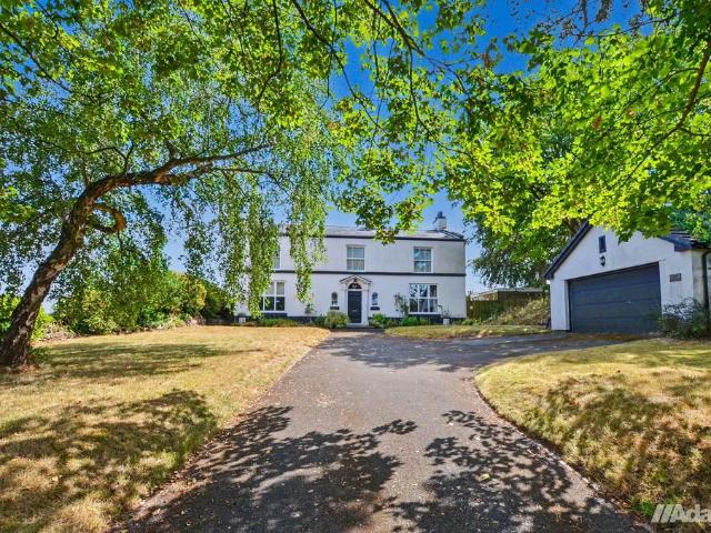 House for sale in Weston Point, Halton