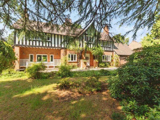 House for sale in West Midlands