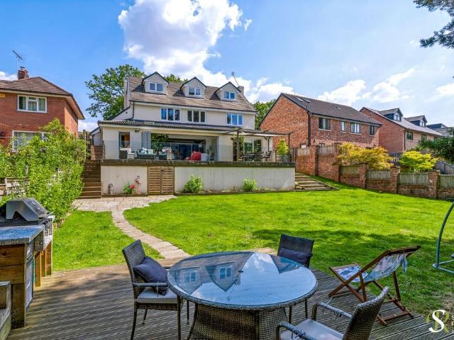 House for sale in Pownall Park, Wilmslow