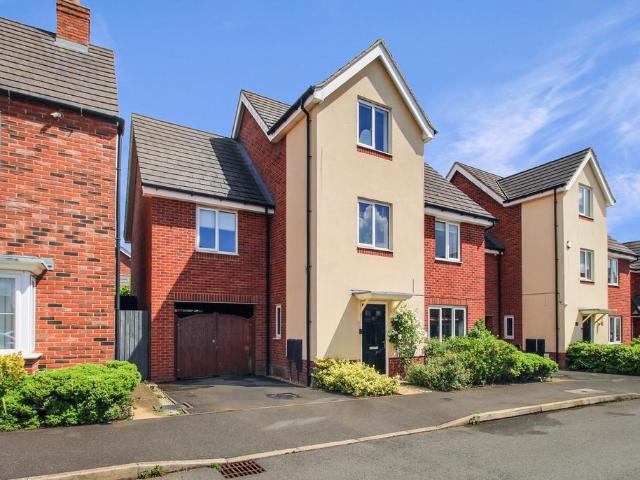 House for sale in New Bilton, Warwickshire