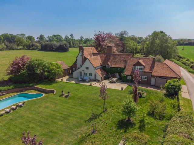 House for sale in Five Acres, Hertfordshire