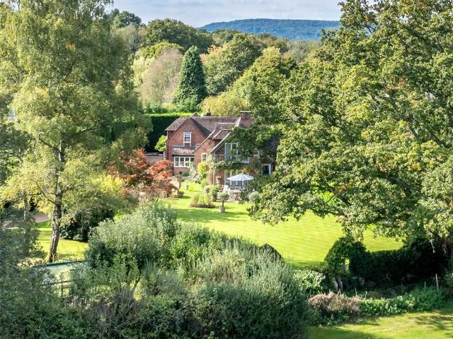 House for sale in Littlecote, West Sussex