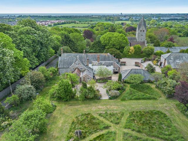 House for sale in Fishersgate, West Sussex
