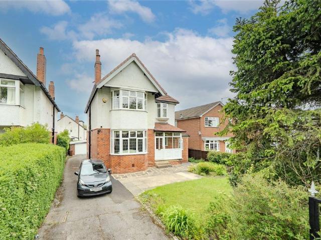 House for sale in Roundhay, West Yorkshire