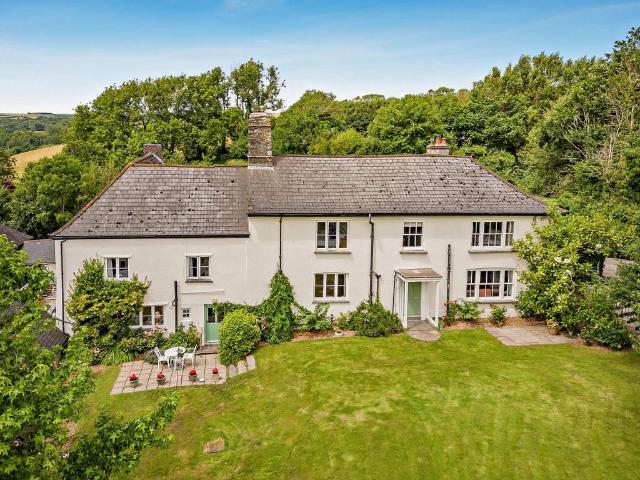 House for sale in Lixton, Strode