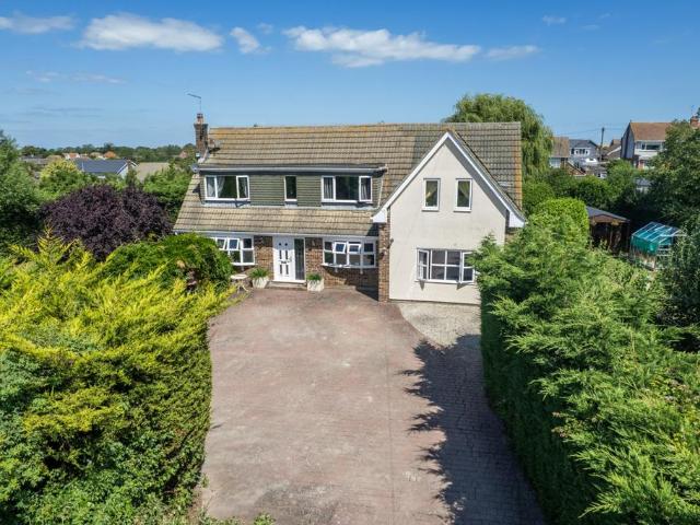 House for sale in South Street, The Bridge