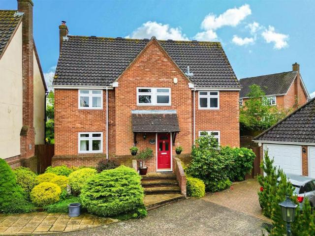 House for sale in Coggeshall, Chipping Hill
