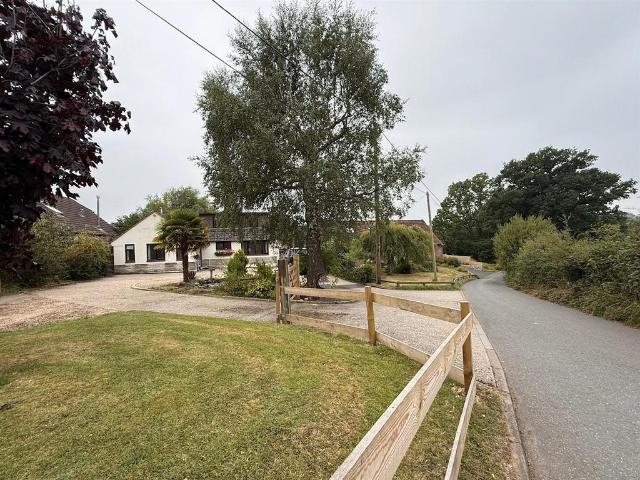 House for sale in Lytchett Matravers