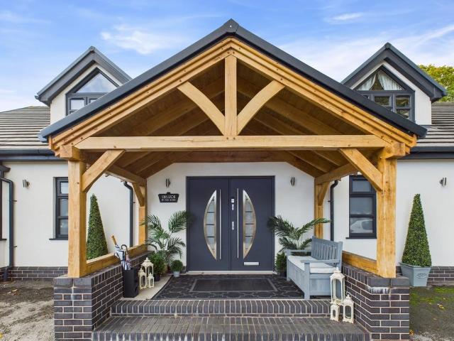 House for sale in Tittensor, Staffordshire