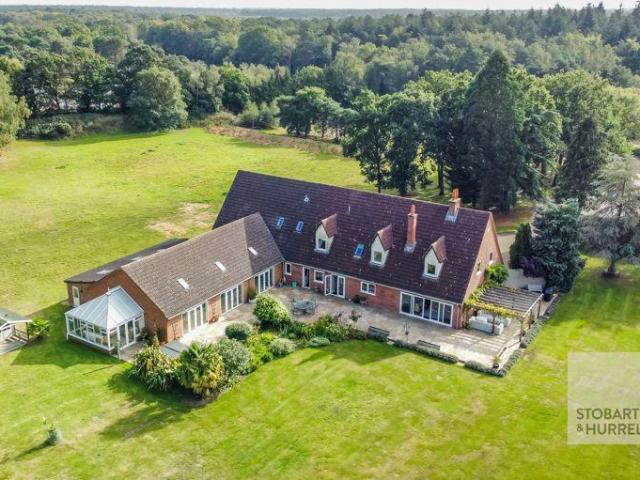 House for sale in Crostwick, Norfolk