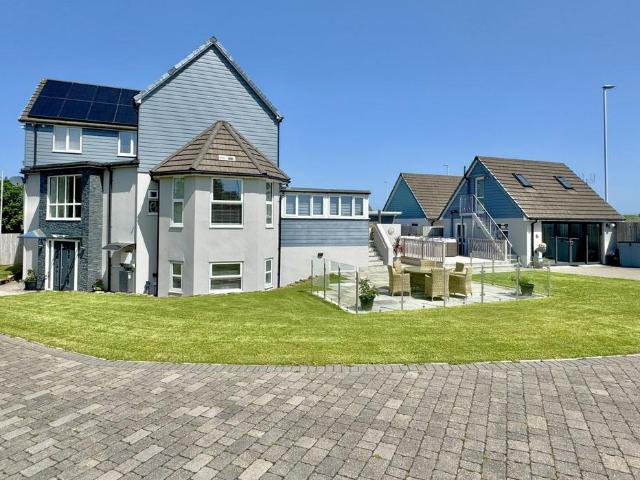 House for sale in Mount Wise